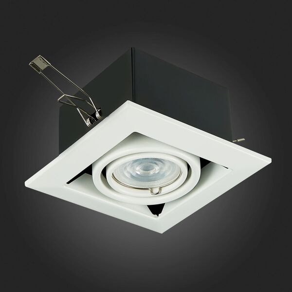 ST250.558.01 Св-к встр. Черный GU10 1*50W  IP20 L126xW126xH70 220V Без ламп