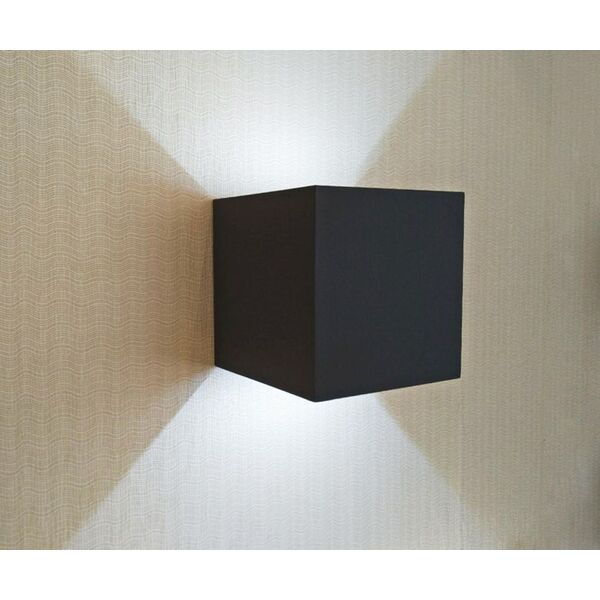 Светильник КУБ [черный w10x10 h10 Led 6w (4000K) IP65]